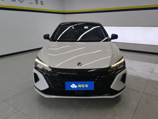 Dongfeng Yixuan MAX — Фото автомобиля 2