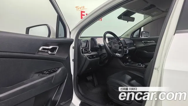 Kia Sportage Sportage 5-е поколение Бензин 1.6 турбо 2WD — Фото автомобиля 11