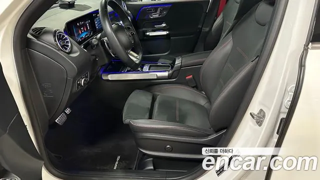 Mercedes-Benz GLB-Class — Фото автомобиля 8