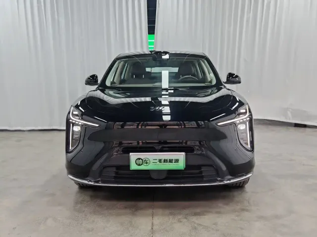 IM Motors LS6 — Фото автомобиля 2