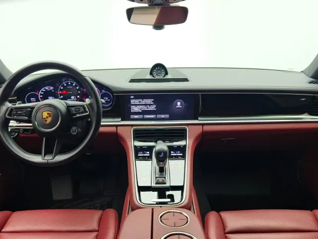 Porsche Panamera — Фото автомобиля 10