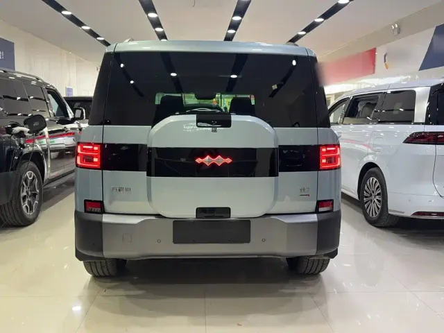 BYD FangChengBao Titanium 7 — Фото автомобиля 6