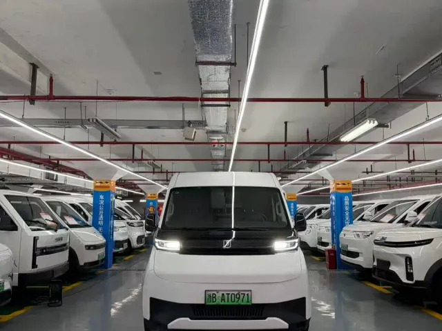 Farizon Super VAN — Фото автомобиля 2