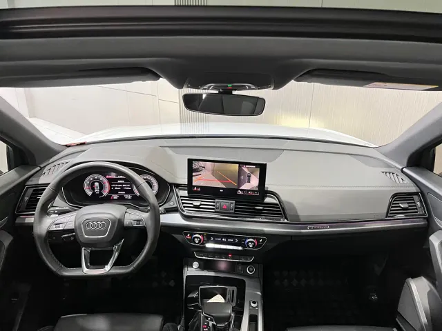 Audi Q5L Sportback — Фото автомобиля 9
