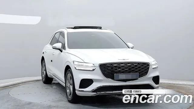 Genesis GV70 — Фото автомобиля 3