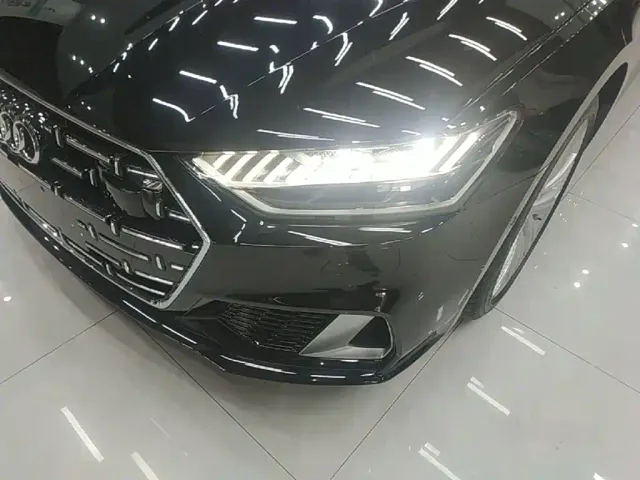 Audi A7L — Фото автомобиля 23