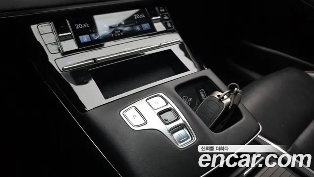 Hyundai Grandeur New — Фото автомобиля 12