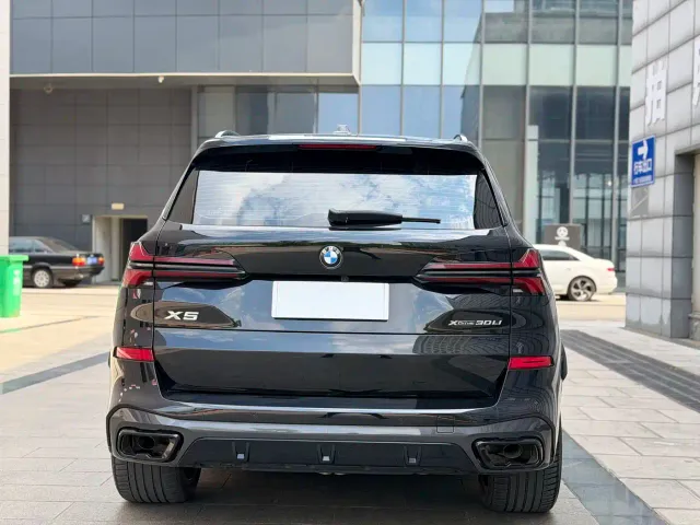 BMW X5 — Фото автомобиля 22
