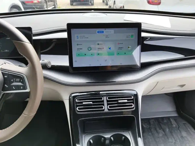 BYD Qin PLUS — Фото автомобиля 12