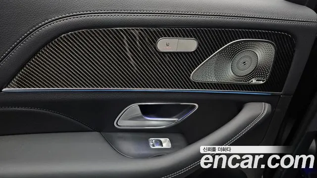 Mercedes-Benz GLE-Class — Фото автомобиля 12
