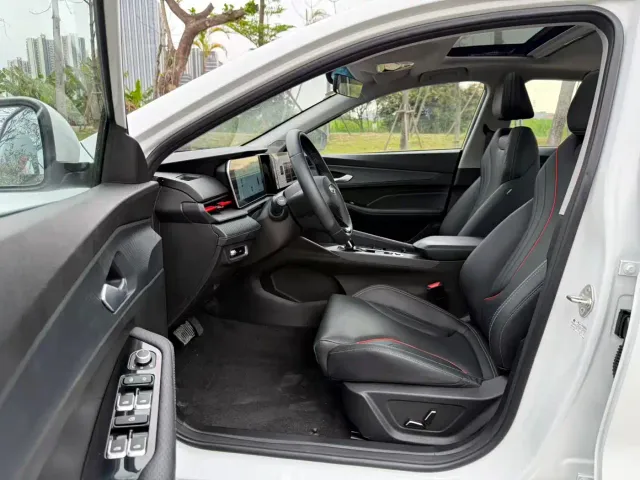 Geely Binrui — Фото автомобиля 10