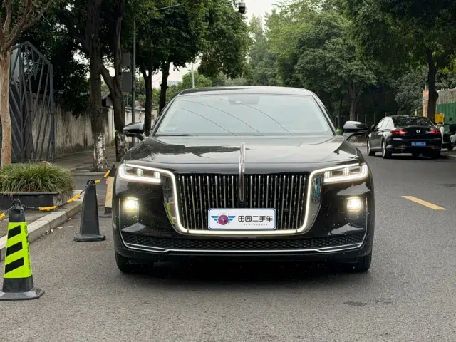 Hongqi H9 — Фото автомобиля 2