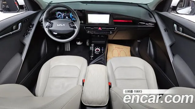 Kia Niro The All New Niro Signature — Фото автомобиля 7