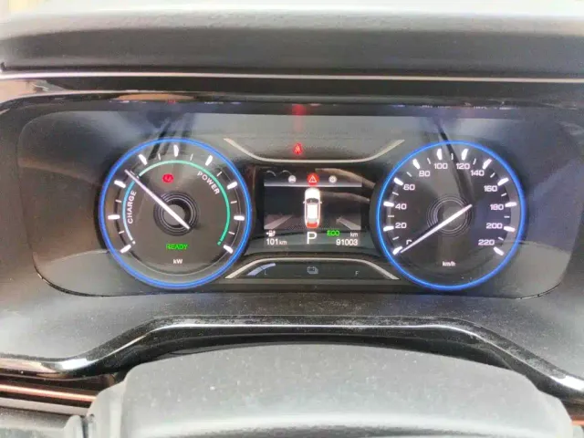GAC Aion S — Фото автомобиля 15