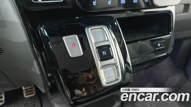 Hyundai Staria — Фото автомобиля 9
