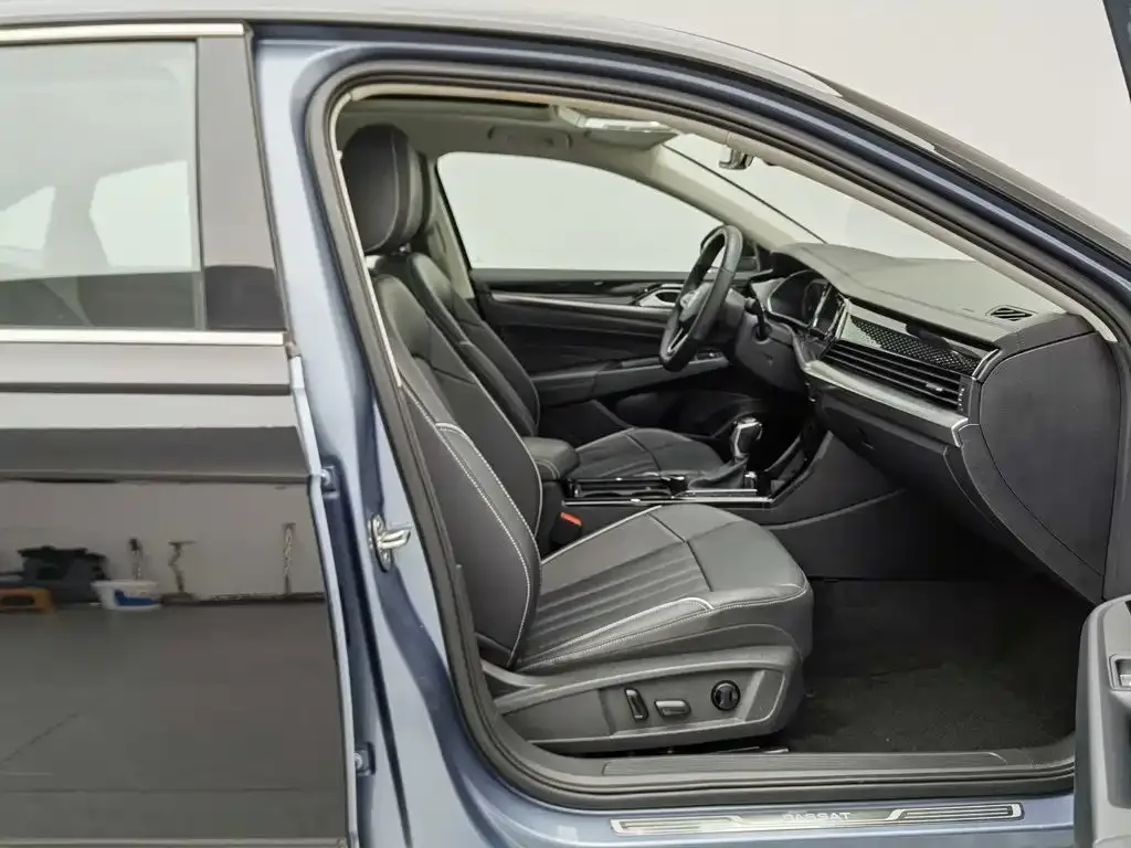 Volkswagen Passat 2022 330TSI Elite Edition — Фото автомобиля 23