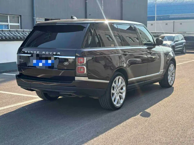 Land Rover Range Rover — Фото автомобиля 8