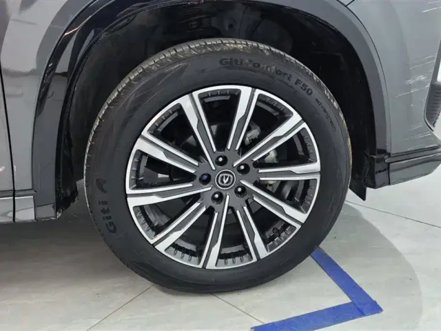 Changan CS75 Plus — Фото автомобиля 6