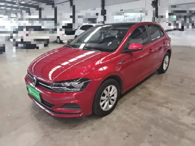 Фотография автомобиля — Volkswagen Polo