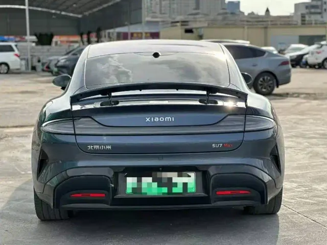 Xiaomi SU7 — Фото автомобиля 8