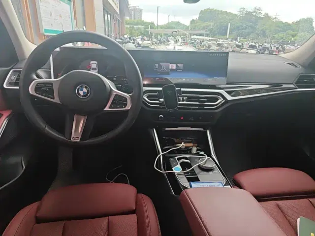 BMW BMW i3 2024 eDrive 35 L — Фото автомобиля 10