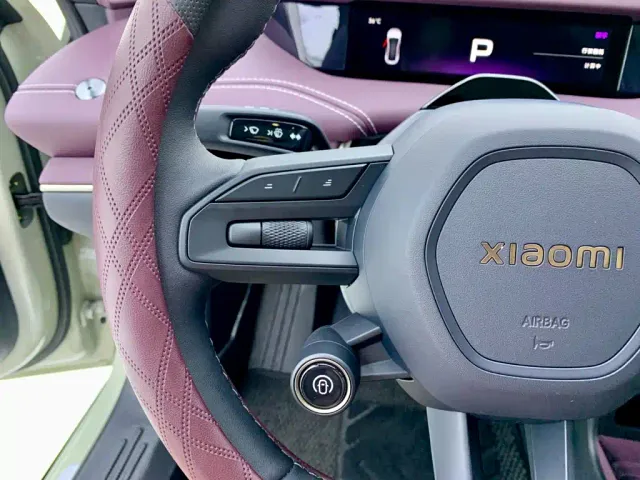 Xiaomi SU7 — Фото автомобиля 24