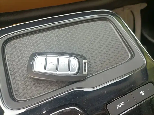 GAC Aion S Plus — Фото автомобиля 8