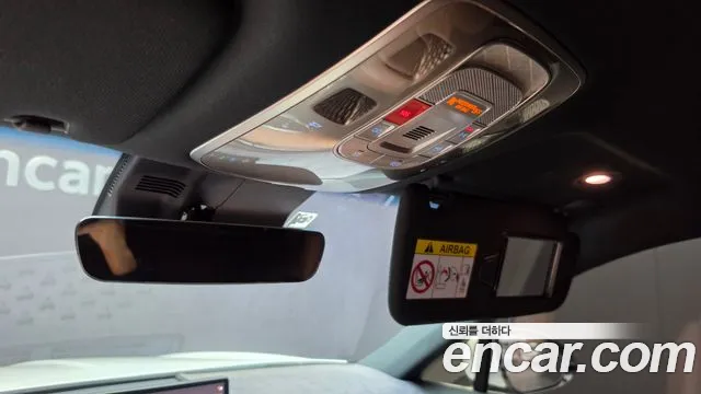 Genesis GV70 — Фото автомобиля 25