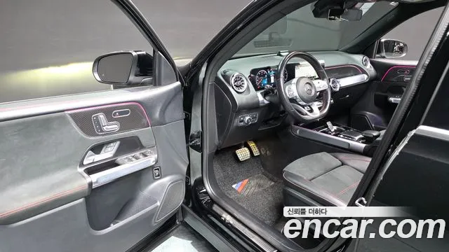 Mercedes-Benz GLB-Class — Фото автомобиля 11