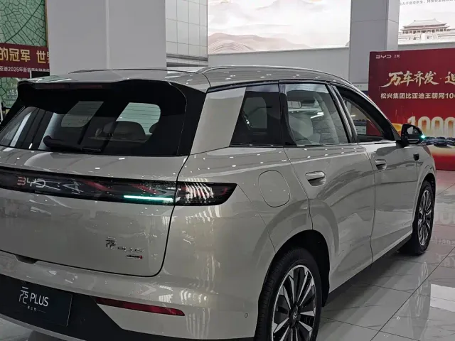 BYD Yuan PLUS — Фото автомобиля 3
