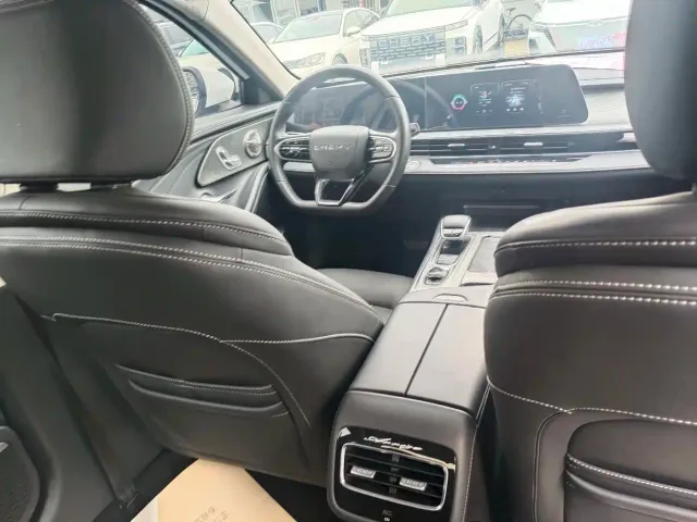 Chery Arrizo 8 — Фото автомобиля 15