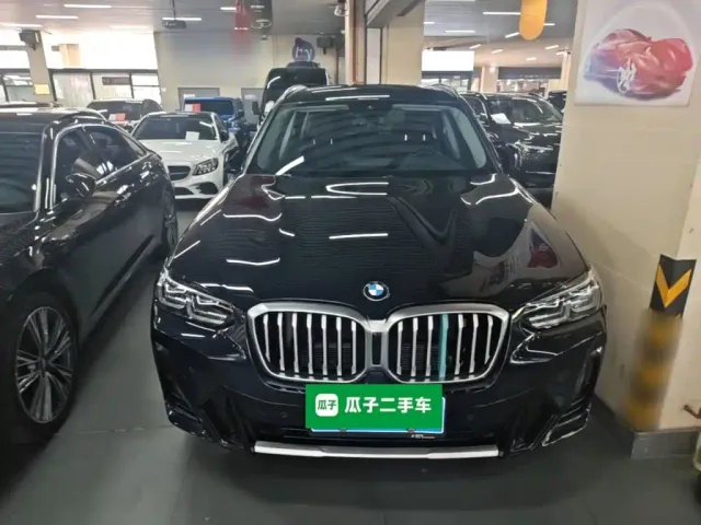 BMW X3 — Фото автомобиля 2