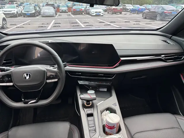 Changan X5 Plus — Фото автомобиля 8