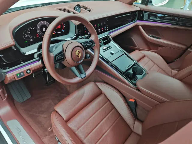 Porsche Panamera — Фото автомобиля 5