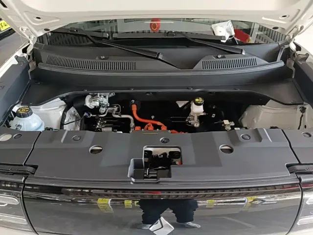 Baojun Yep Plus — Фото автомобиля 19