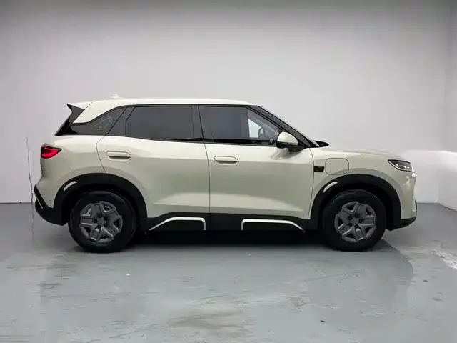 BYD Yuan UP — Фото автомобиля 7
