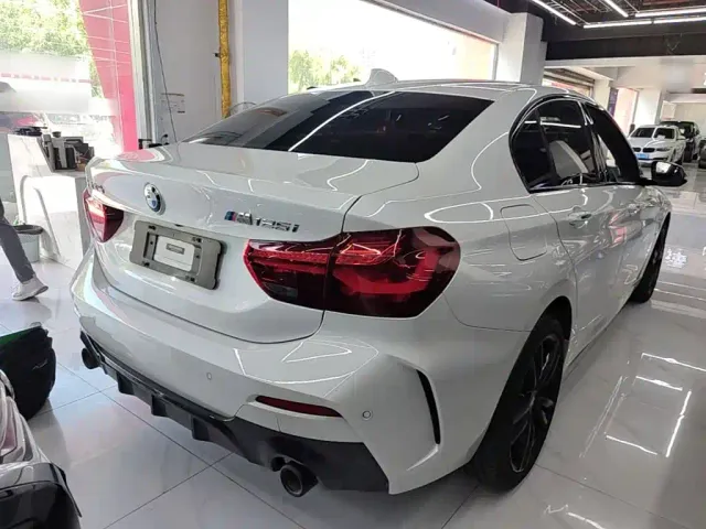 BMW 1 Series — Фото автомобиля 6