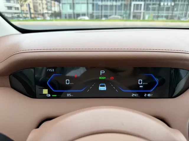 Wuling Binguo Pro — Фото автомобиля 10