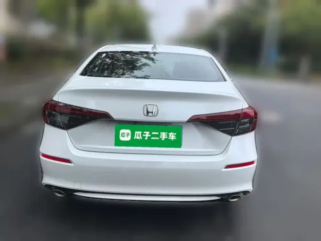 Honda Civic — Фото автомобиля 3