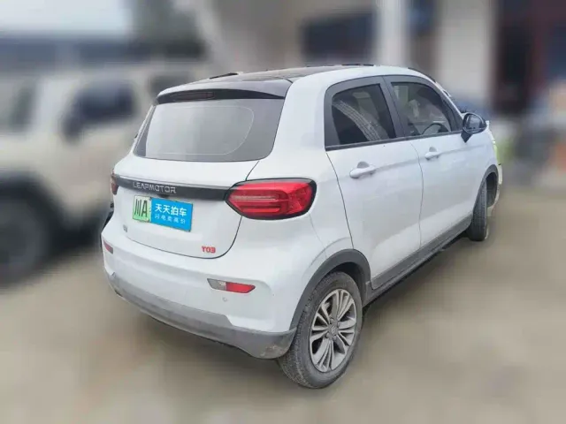 Leapmotor T03 — Фото автомобиля 2