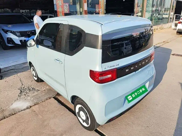 Wuling Hongguang Mini EV — Фото автомобиля 4