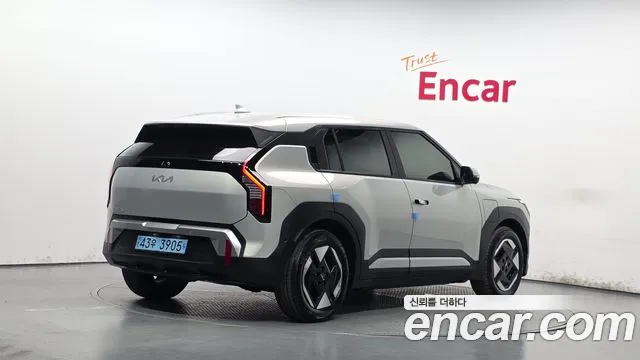 Kia EV3 — Фото автомобиля 2