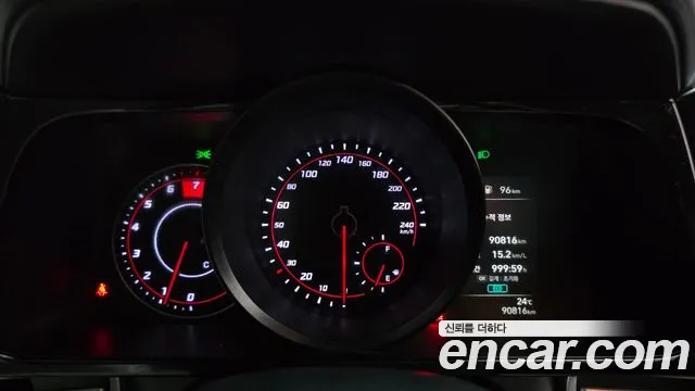 Hyundai AVANTE Avante (CN7) — Фото автомобиля 8