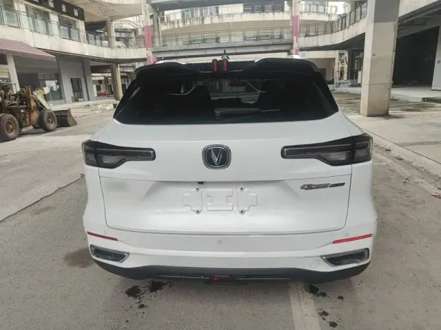 Changan CS55 Plus — Фото автомобиля 5