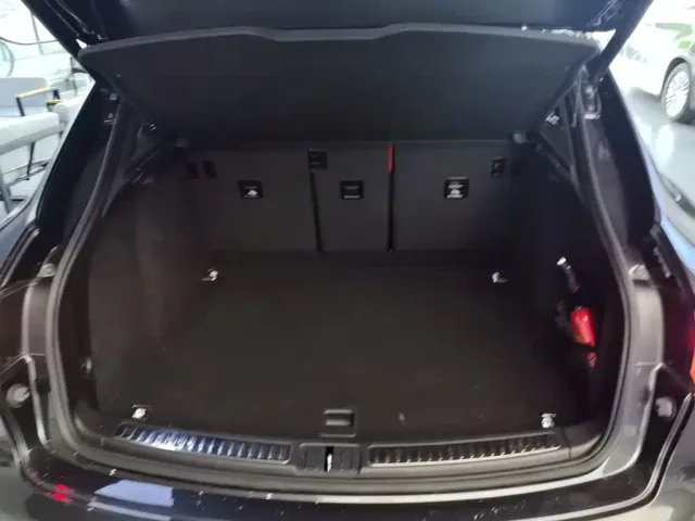 Porsche Macan — Фото автомобиля 18