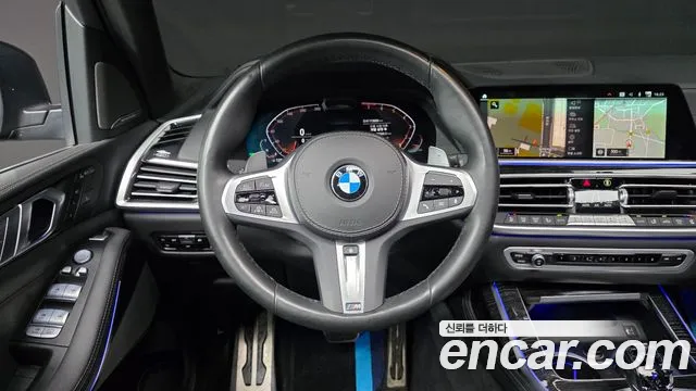 BMW X7 — Фото автомобиля 16