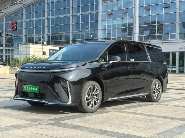 Фотография автомобиля — Maxus Dajia 9