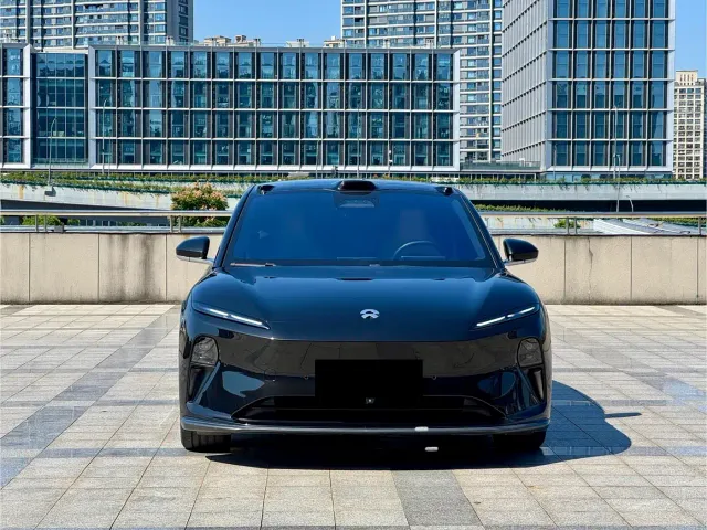 Nio ET5 — Фото автомобиля 2