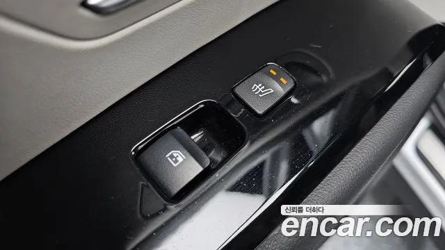 Hyundai Tucson Tucson (NX4) Дизель 2.0 2WD — Фото автомобиля 14