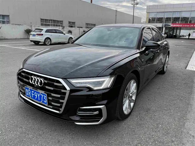 Фотография автомобиля — Audi A6L